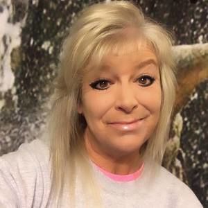 Meet your Posher, Tonya